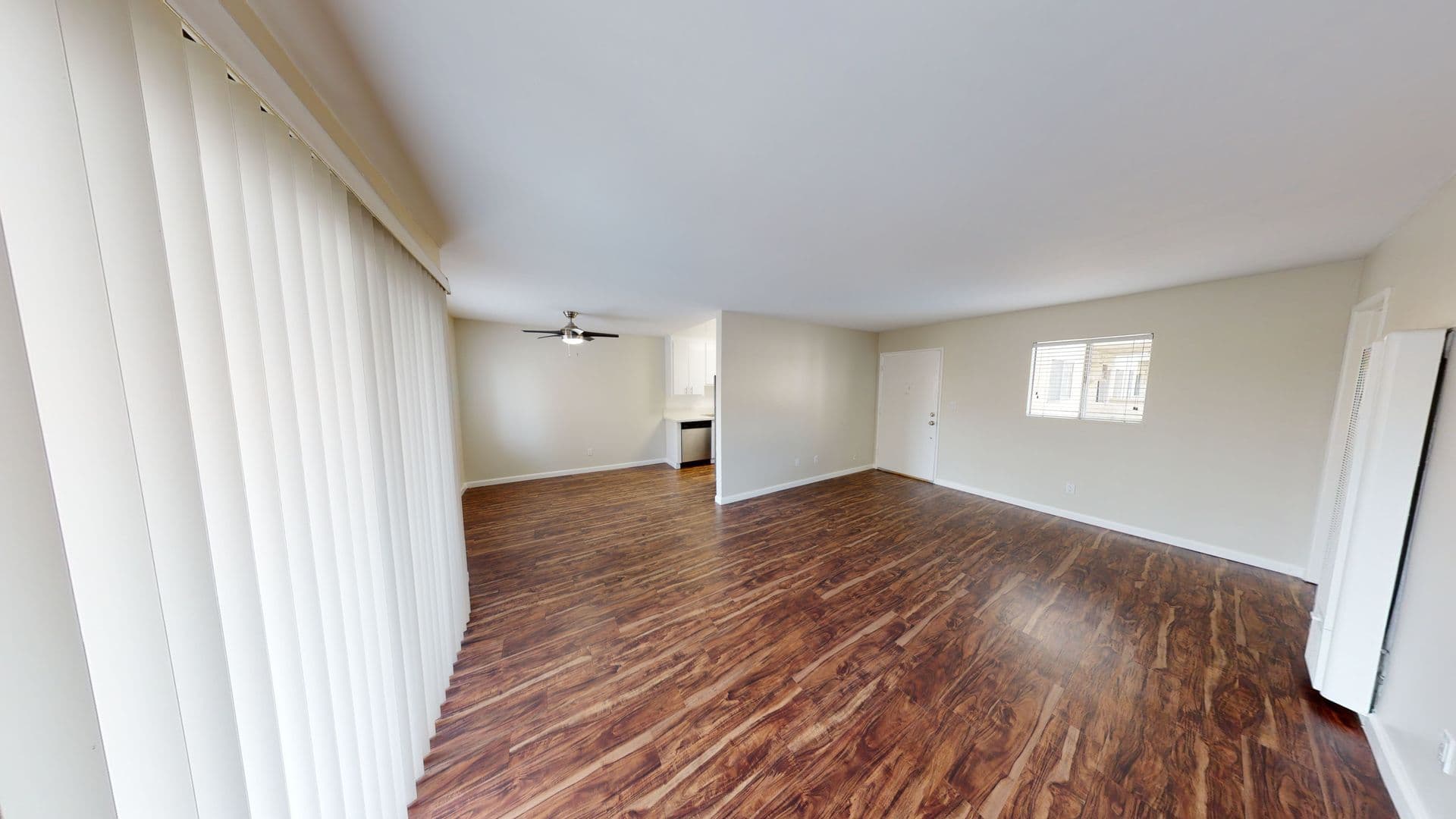 LOS ANGELES Apartment: 625 N. SYCAMORE AVE.