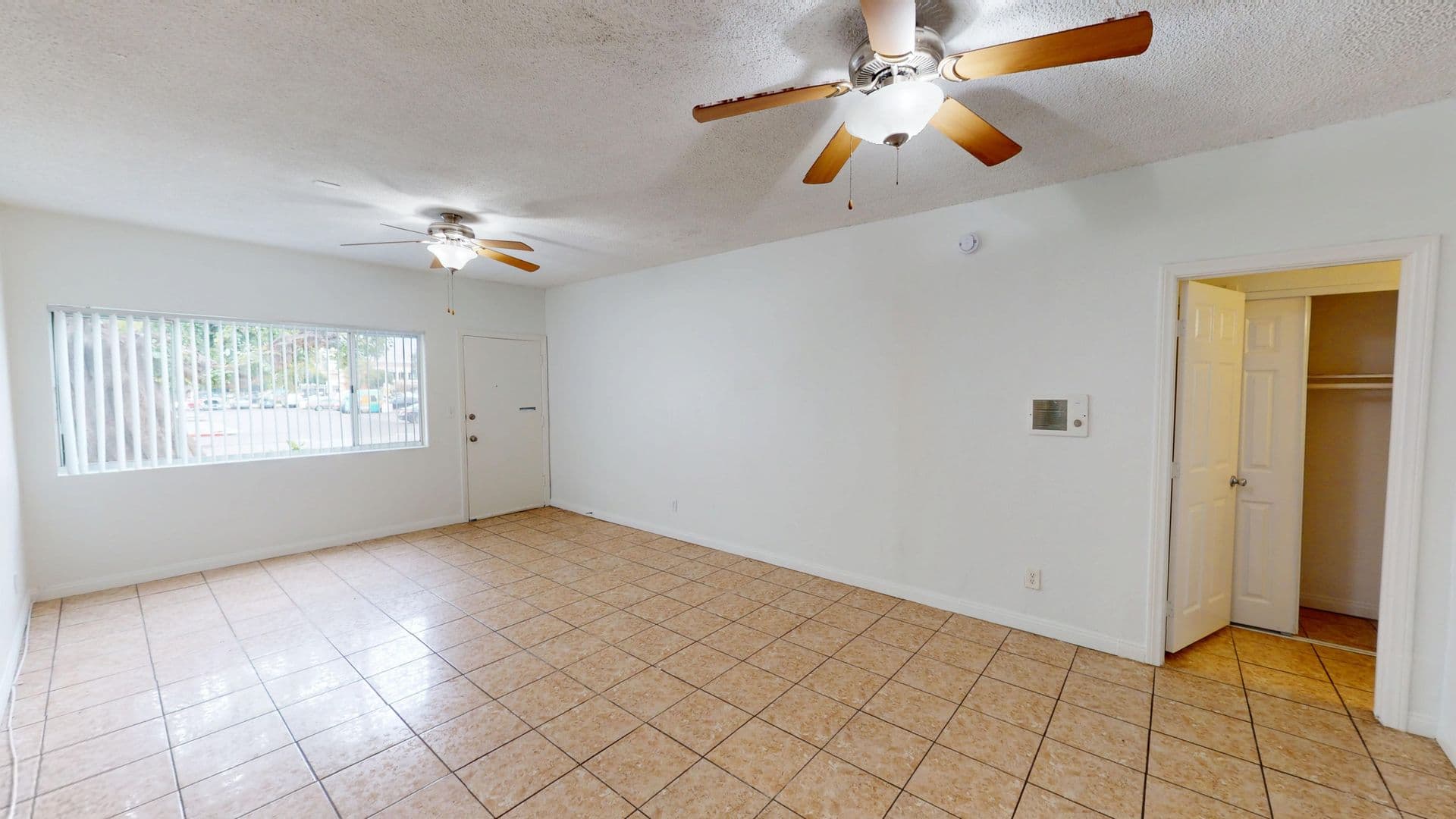 INGLEWOOD Apartment: 205 E. PLYMOUTH STREET