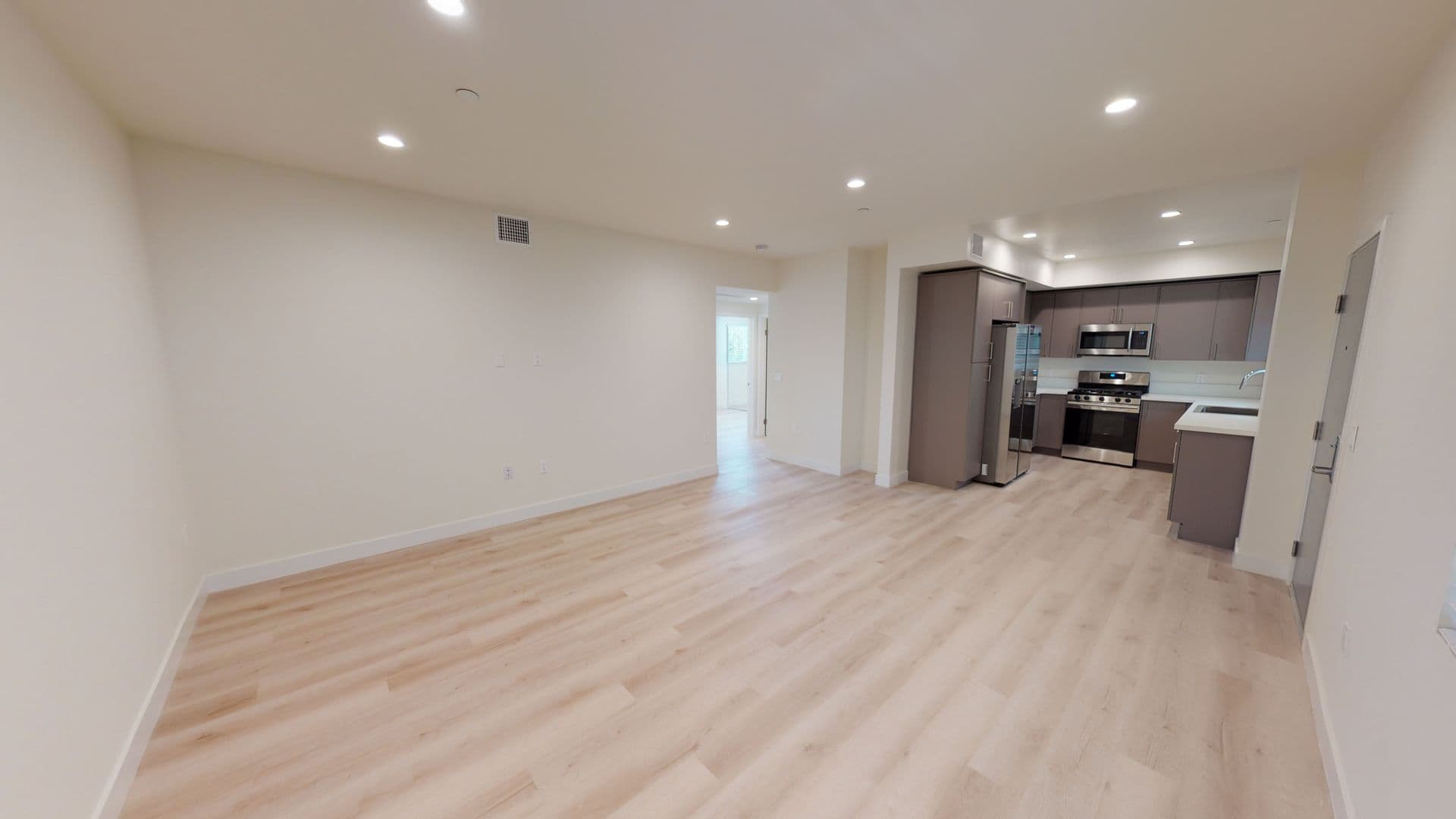 CANOGA PARK Apartment: 7043 JORDAN AVE