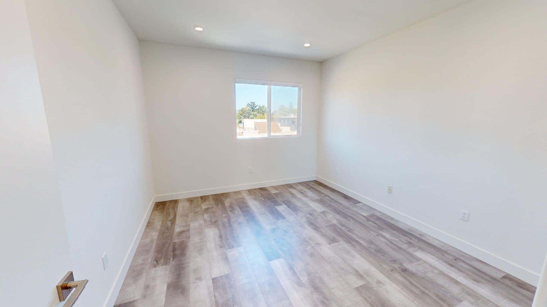 Studio City Apartment: 12905 Landale Street
