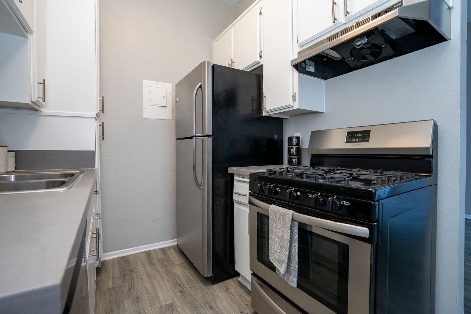 Los Angeles Apartment: 117 South Avenue 64