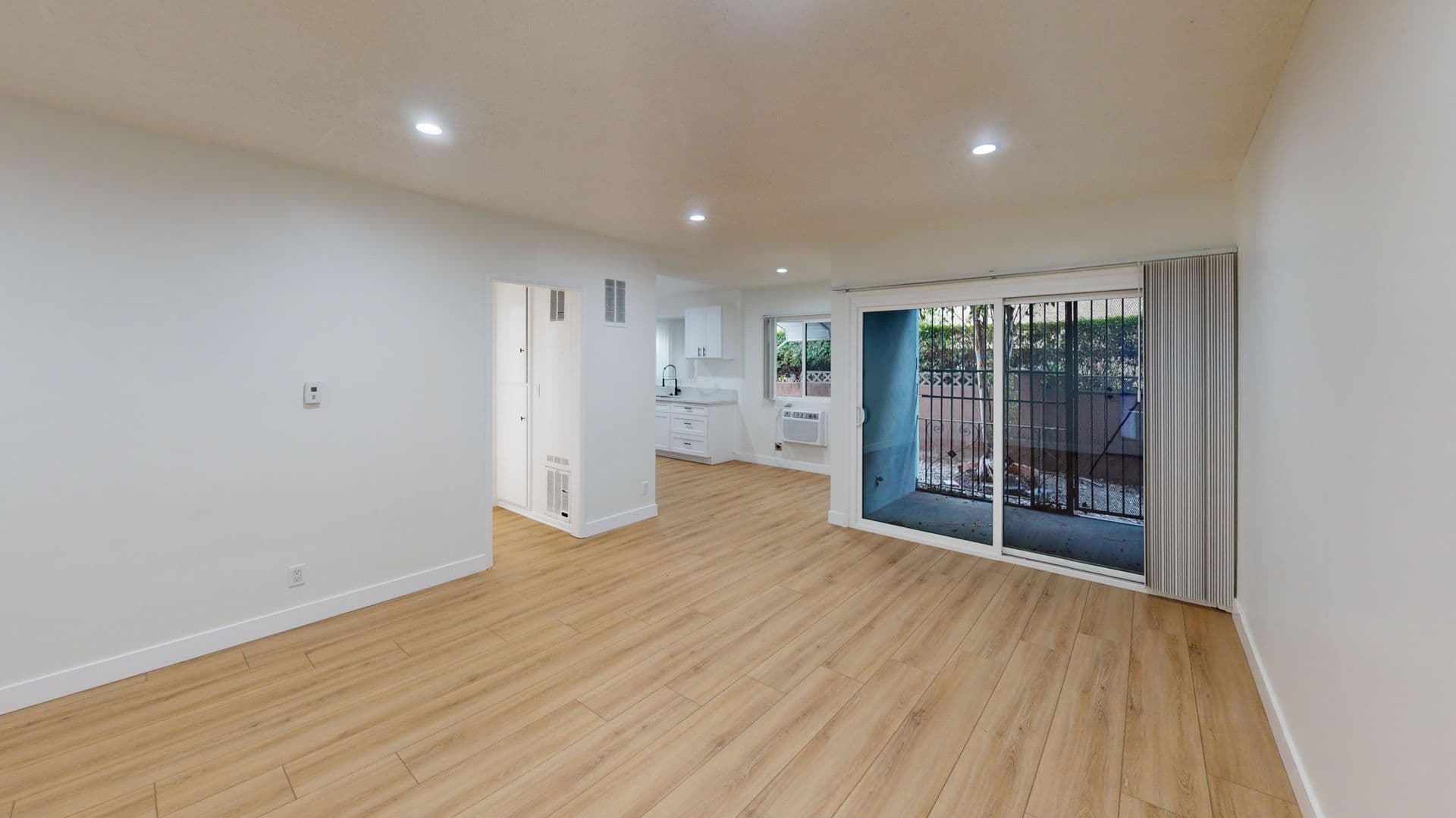 Valley Village Apartment: 12159 Magnolia Boulevard