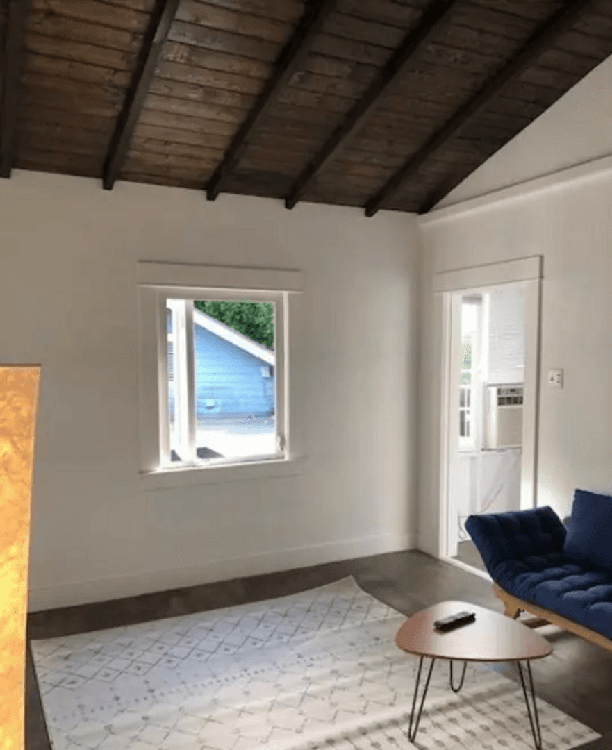 WEST HOLLYWOOD Apartment: 8957 CYNTHIA ST.,