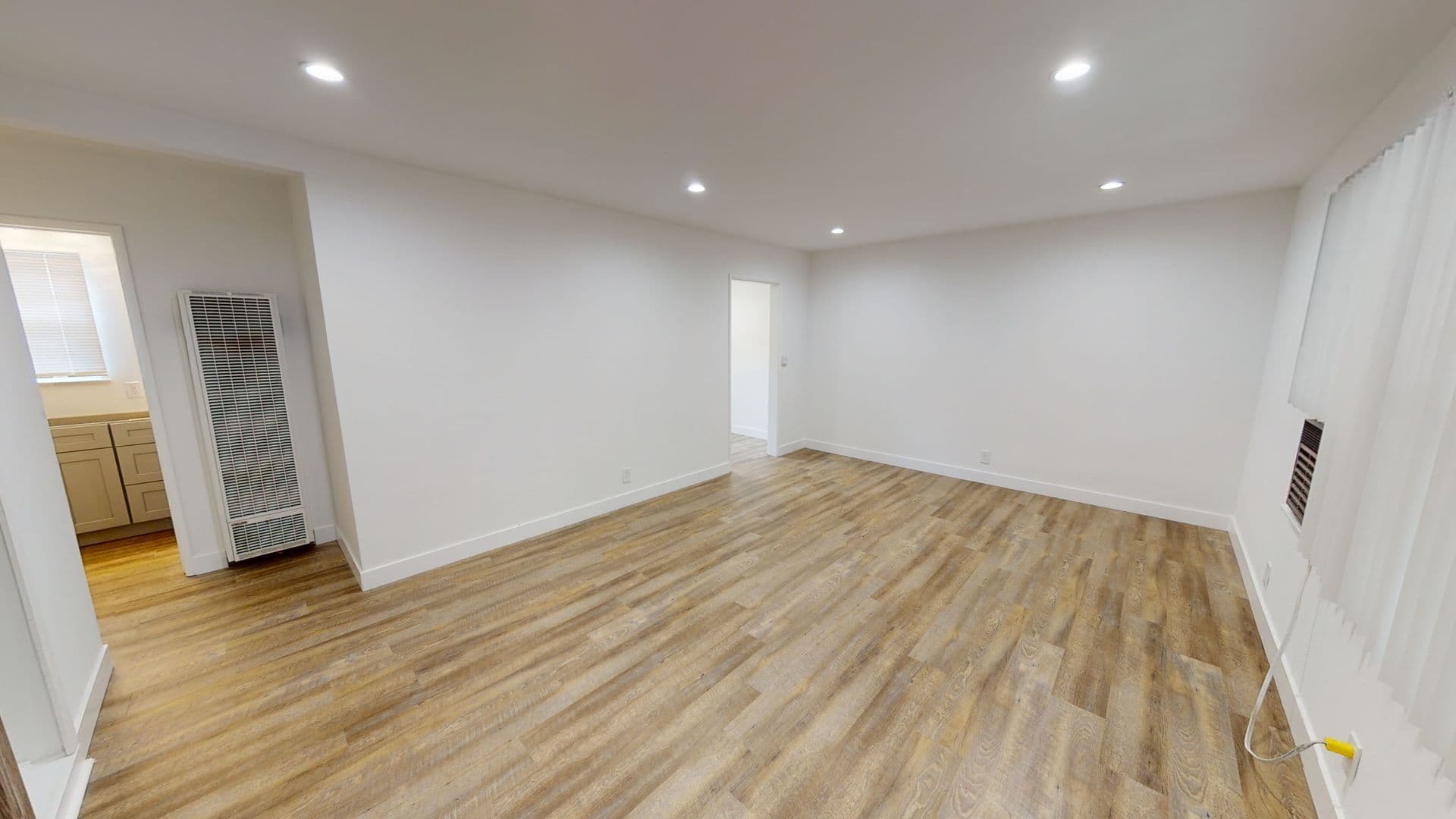 Valley Village Apartment: 11591 Riverside Drive