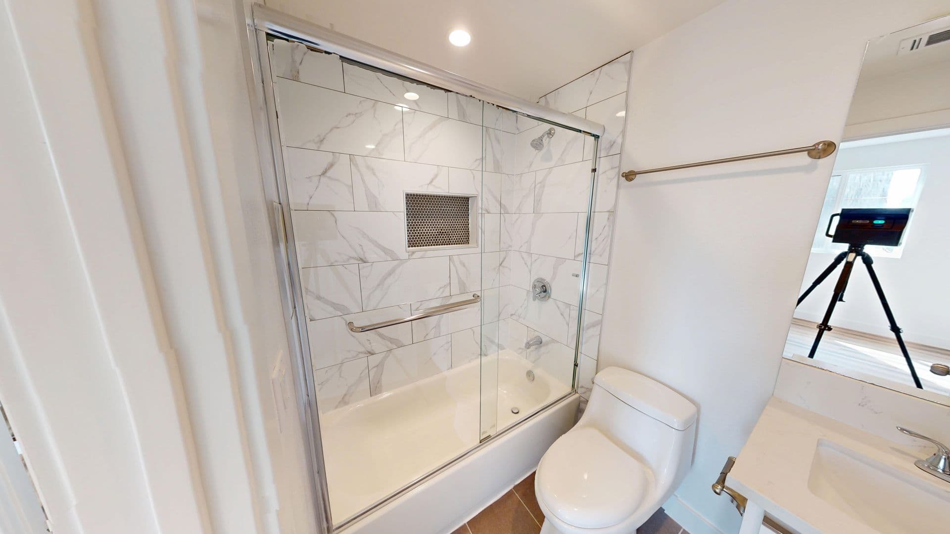 North Hollywood Apartment: 6238 Beck Avenue