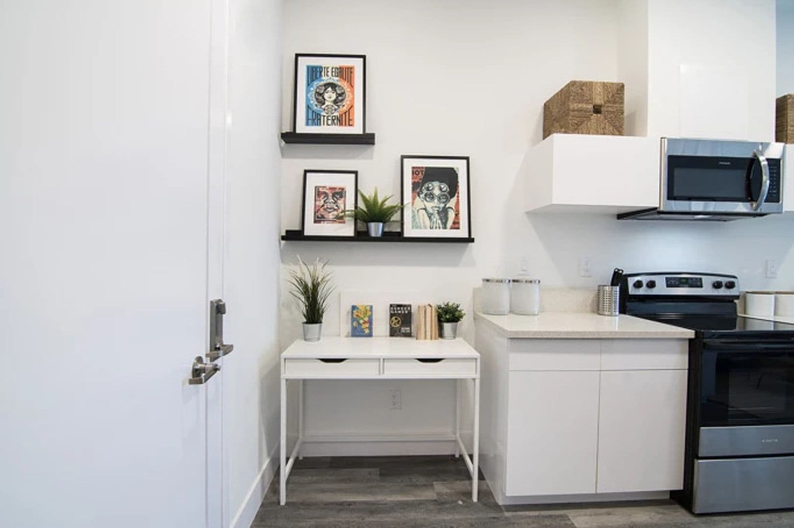 Gardena Apartment: 13919 South Normandie Avenue