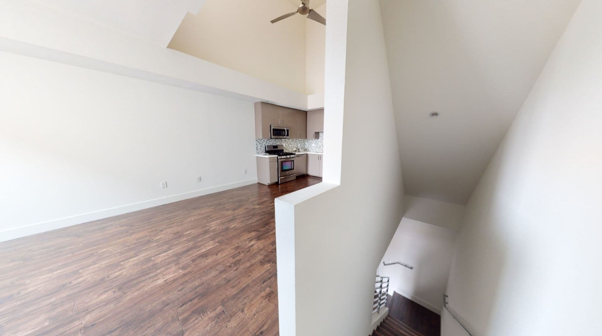 Los Angeles Apartment: 4270 S. Lindblade Drive