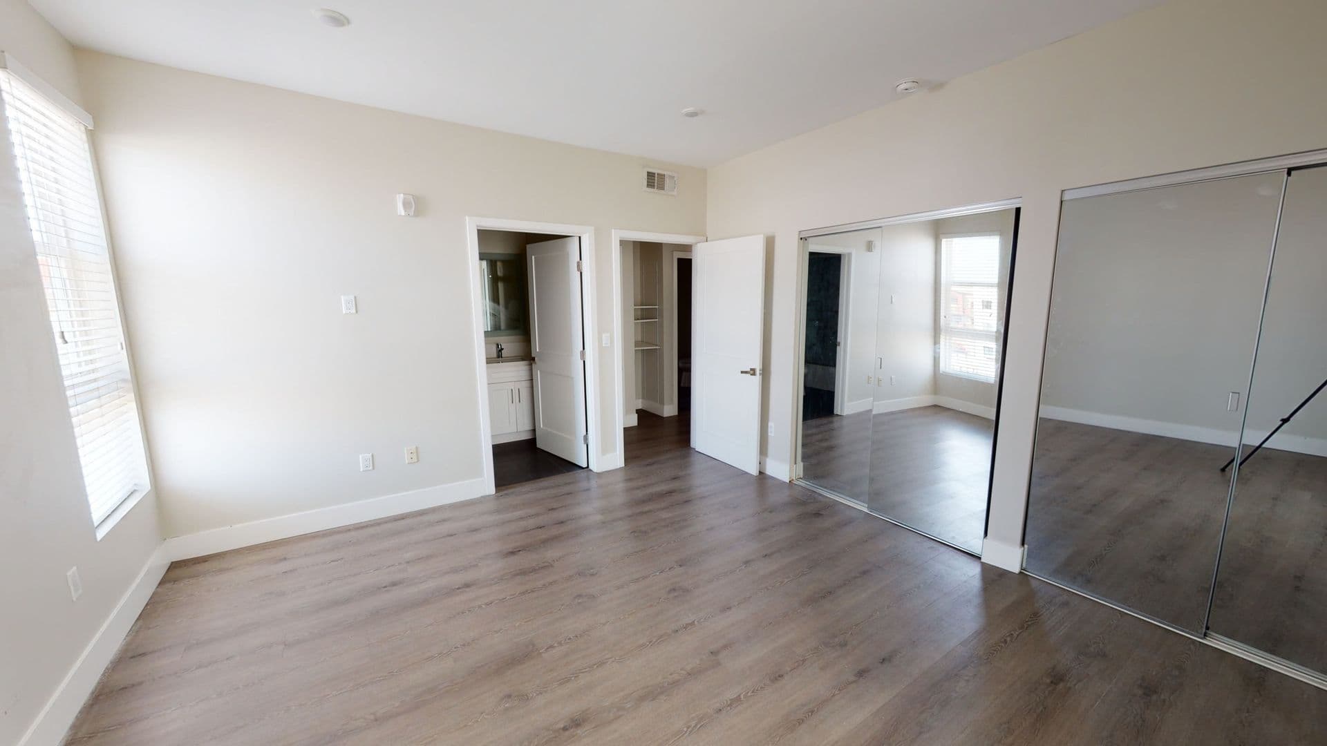 NORTH HOLLYWOOD Apartment: 5514 BONNER AVE.