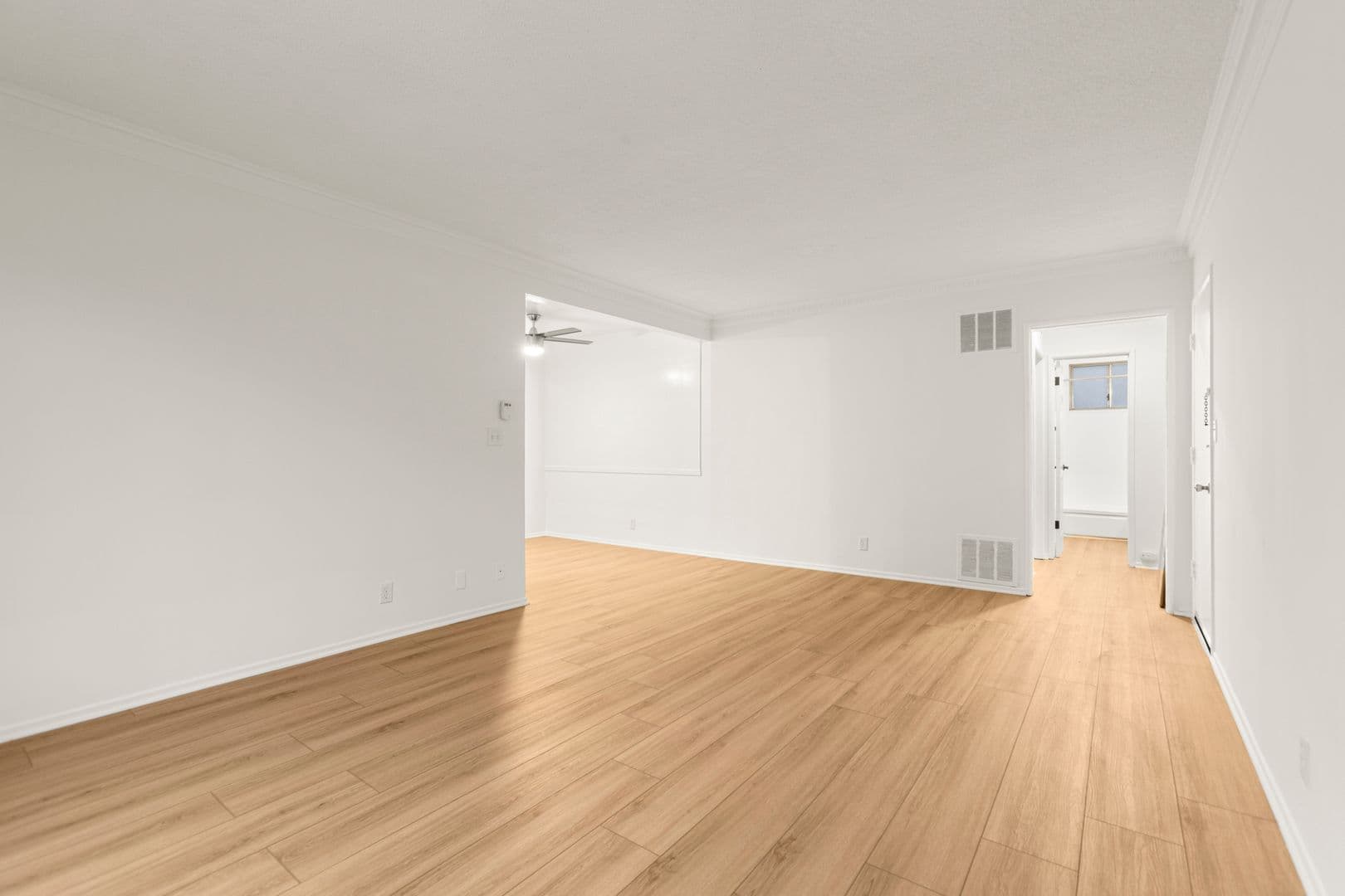 Los Angeles Apartment: 1254 North Orange Drive