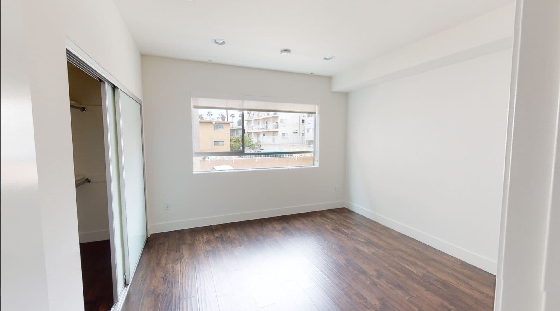 Los Angeles Apartment: 4270 S. Lindblade Drive