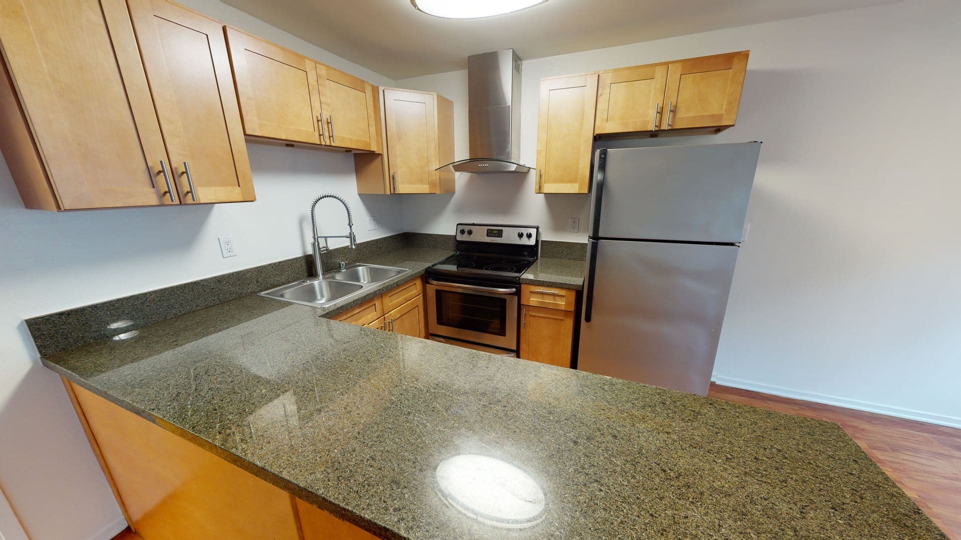 LOS ANGELES Apartment: 6331 ORANGE ST.