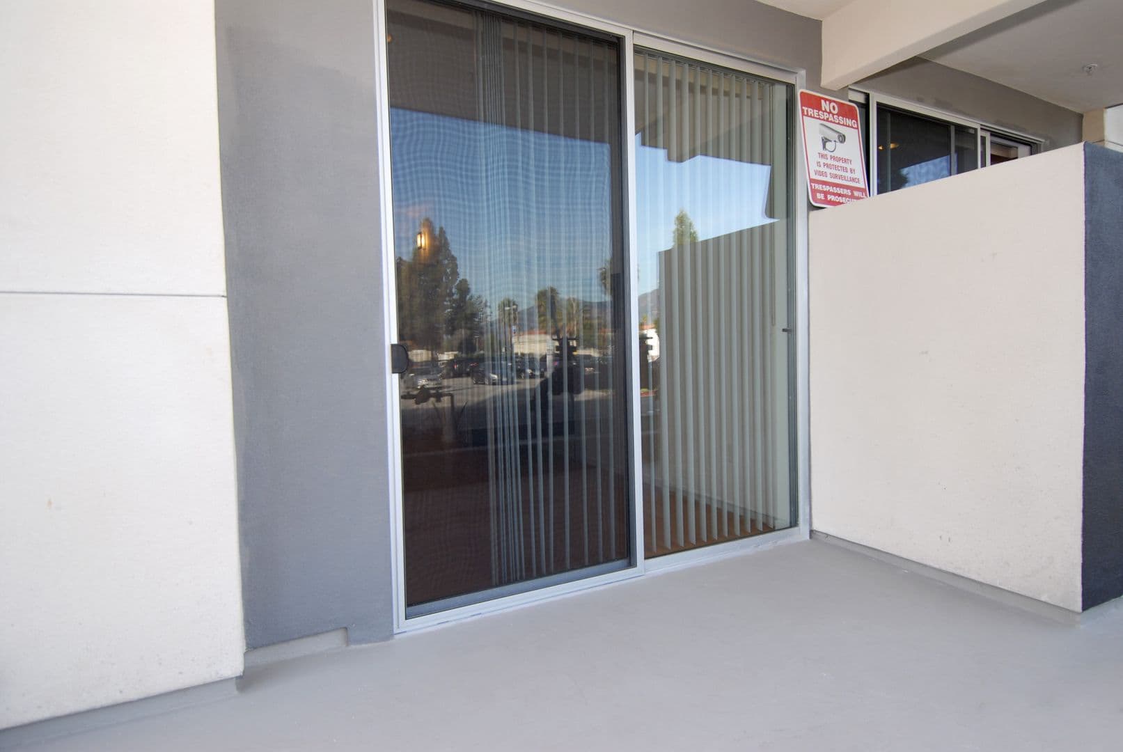 PASADENA Apartment: 1299 E. GREEN STREET