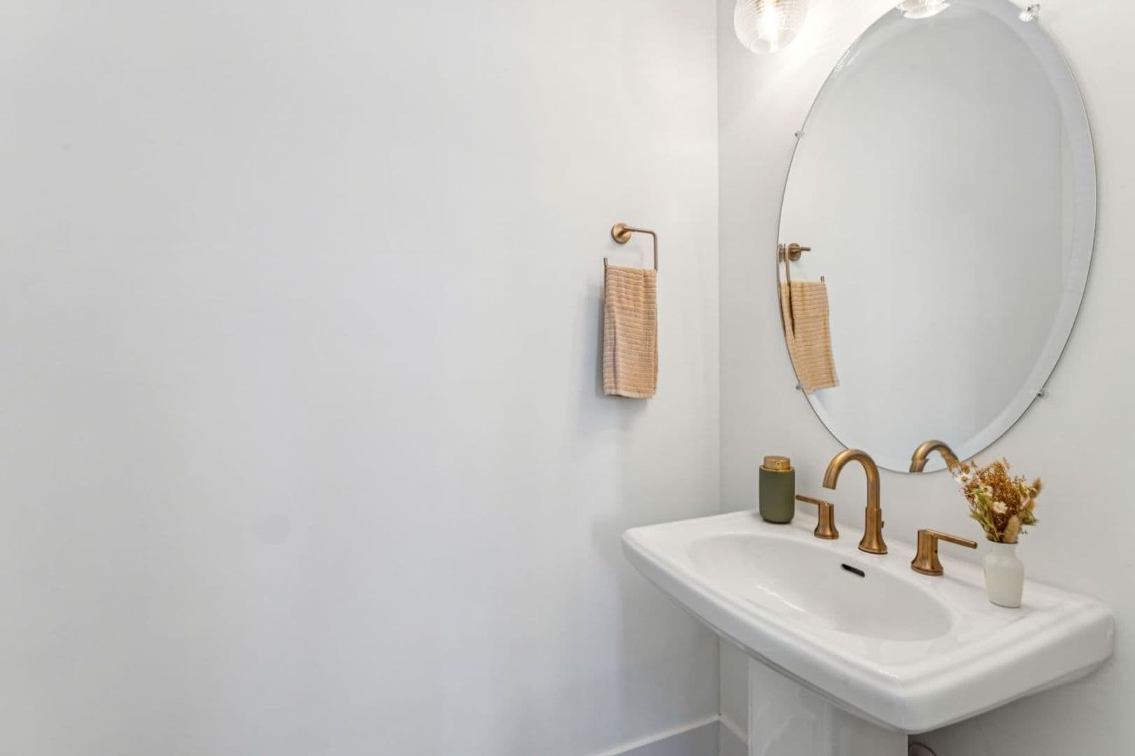 Charlotte Townhome: 6034 Old Pineville Rd