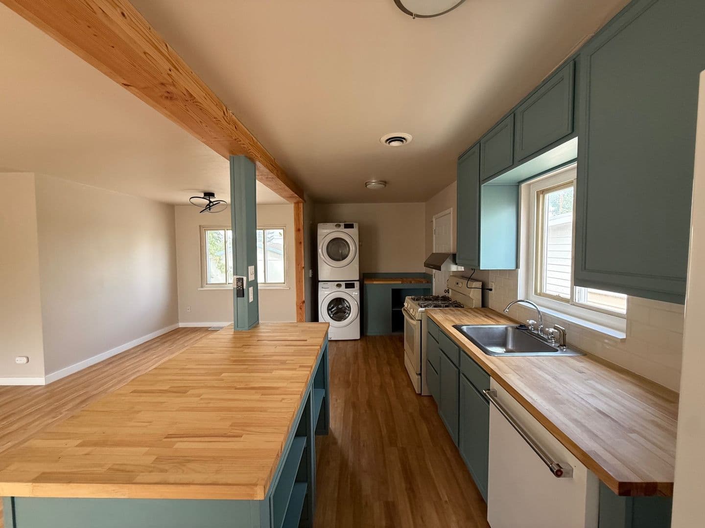 Denver House: 1745 W Virginia Ave