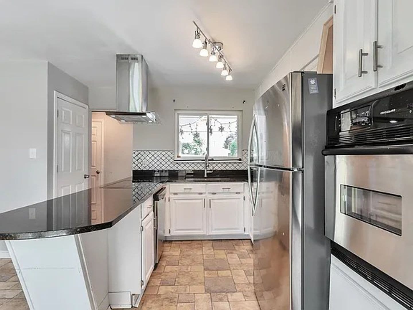 Aurora House: 13508 E 5th Pl