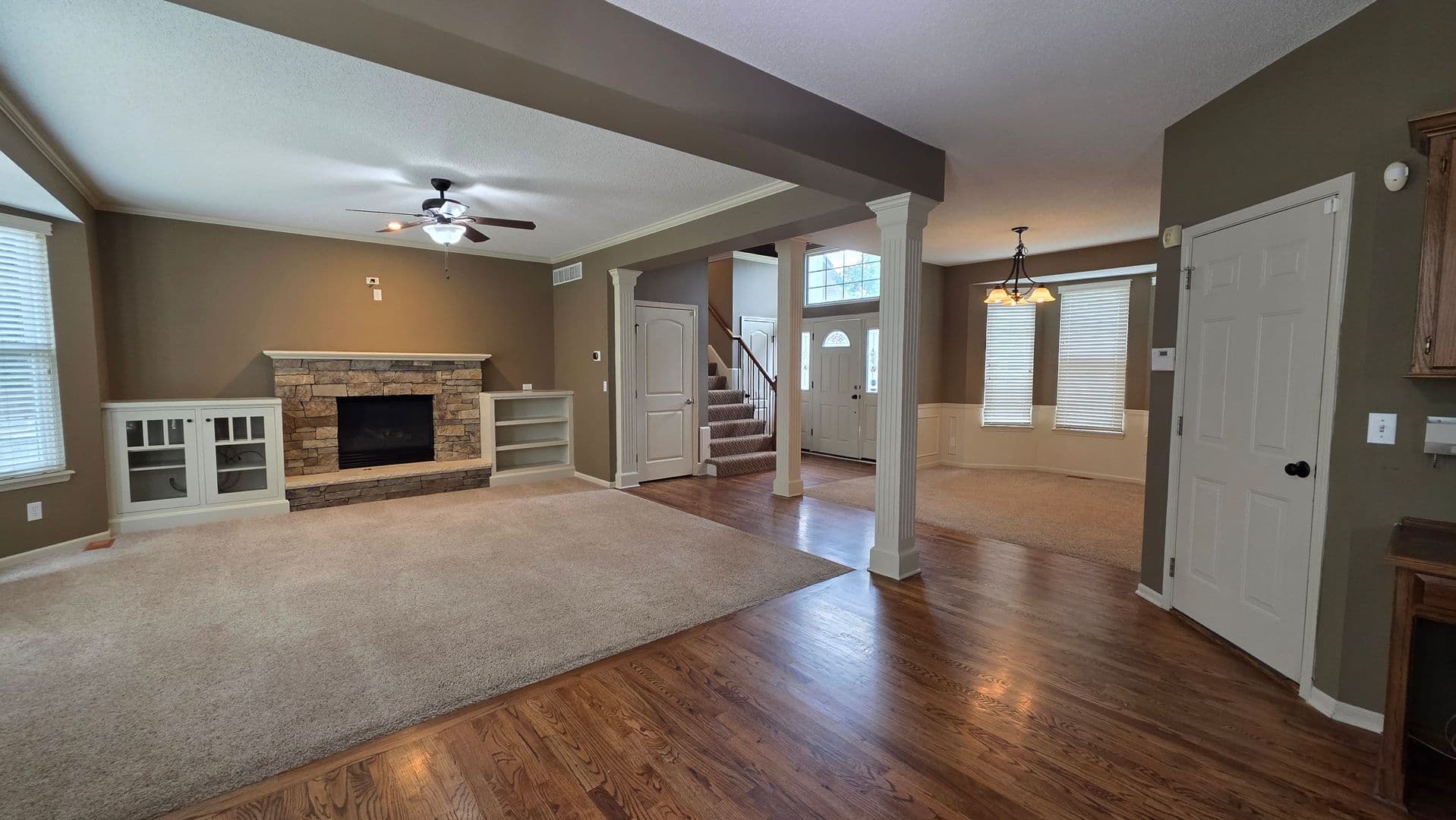 Overland Park House: 13232 Carter St