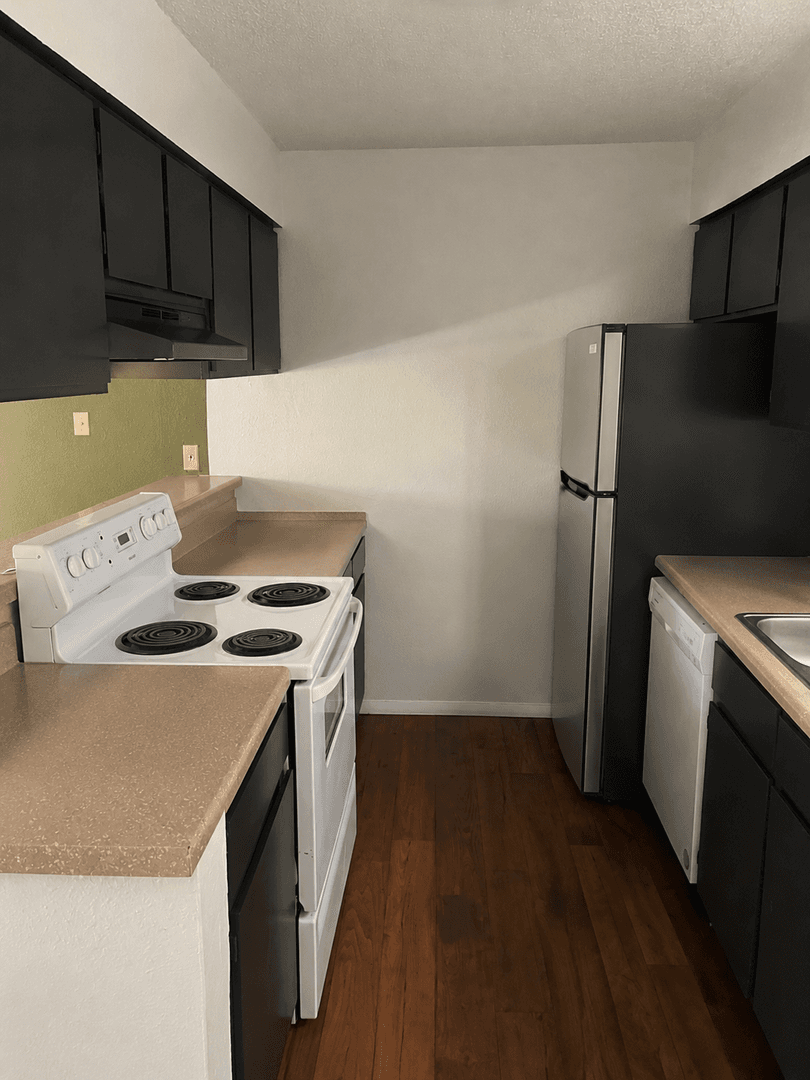 Austin Apartment: 2201 W William Cannon Dr