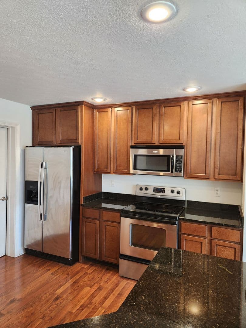 Columbus Condo: 5087 Dinard Way