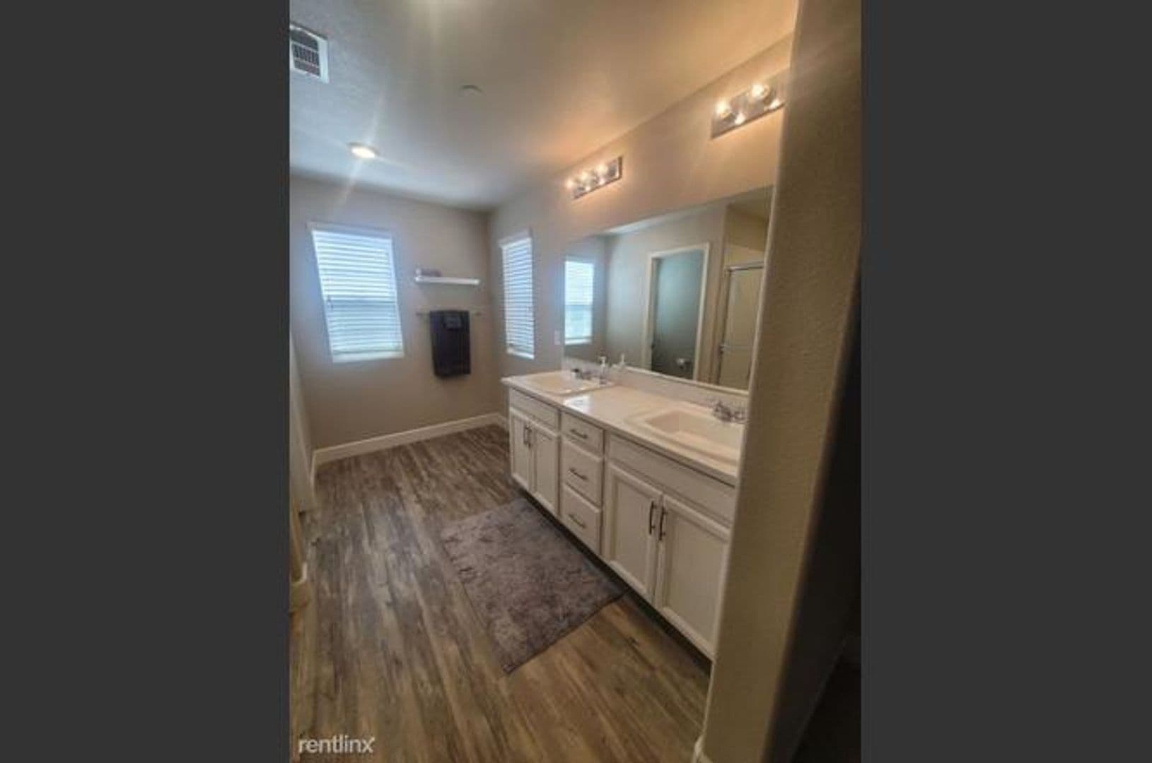 Fair Oaks House: 6404 Brando Loop