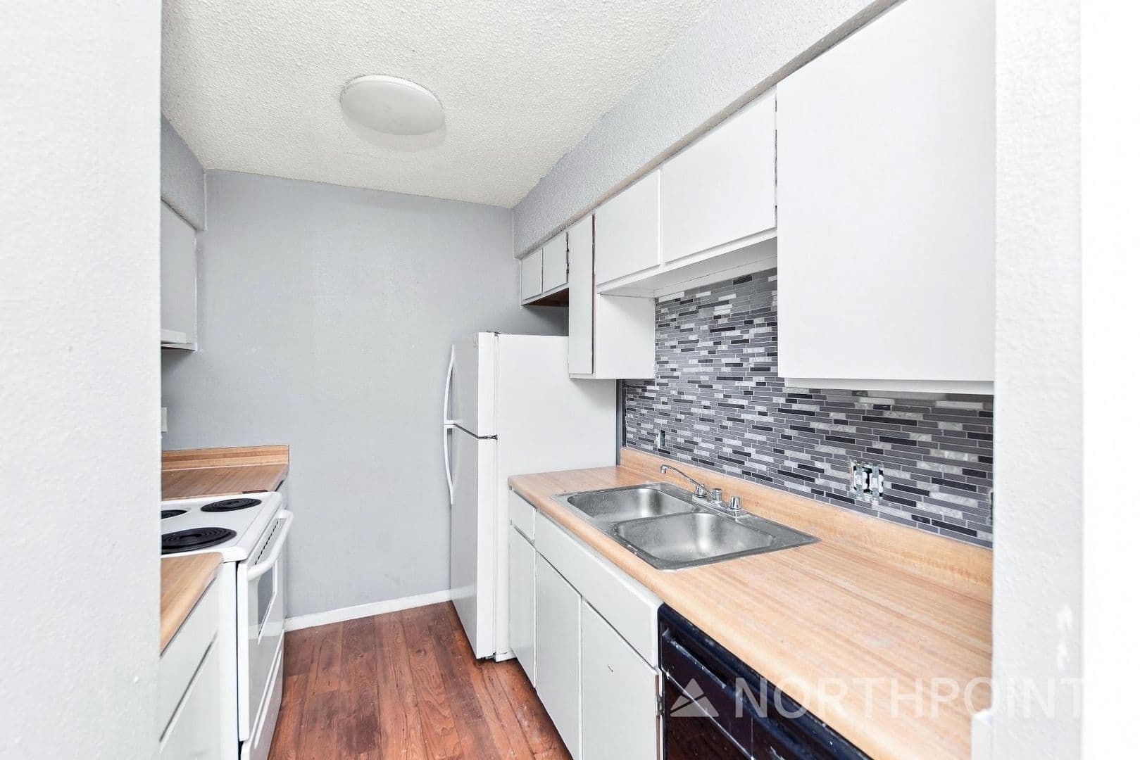Austin Apartment: 2201 W William Cannon Dr