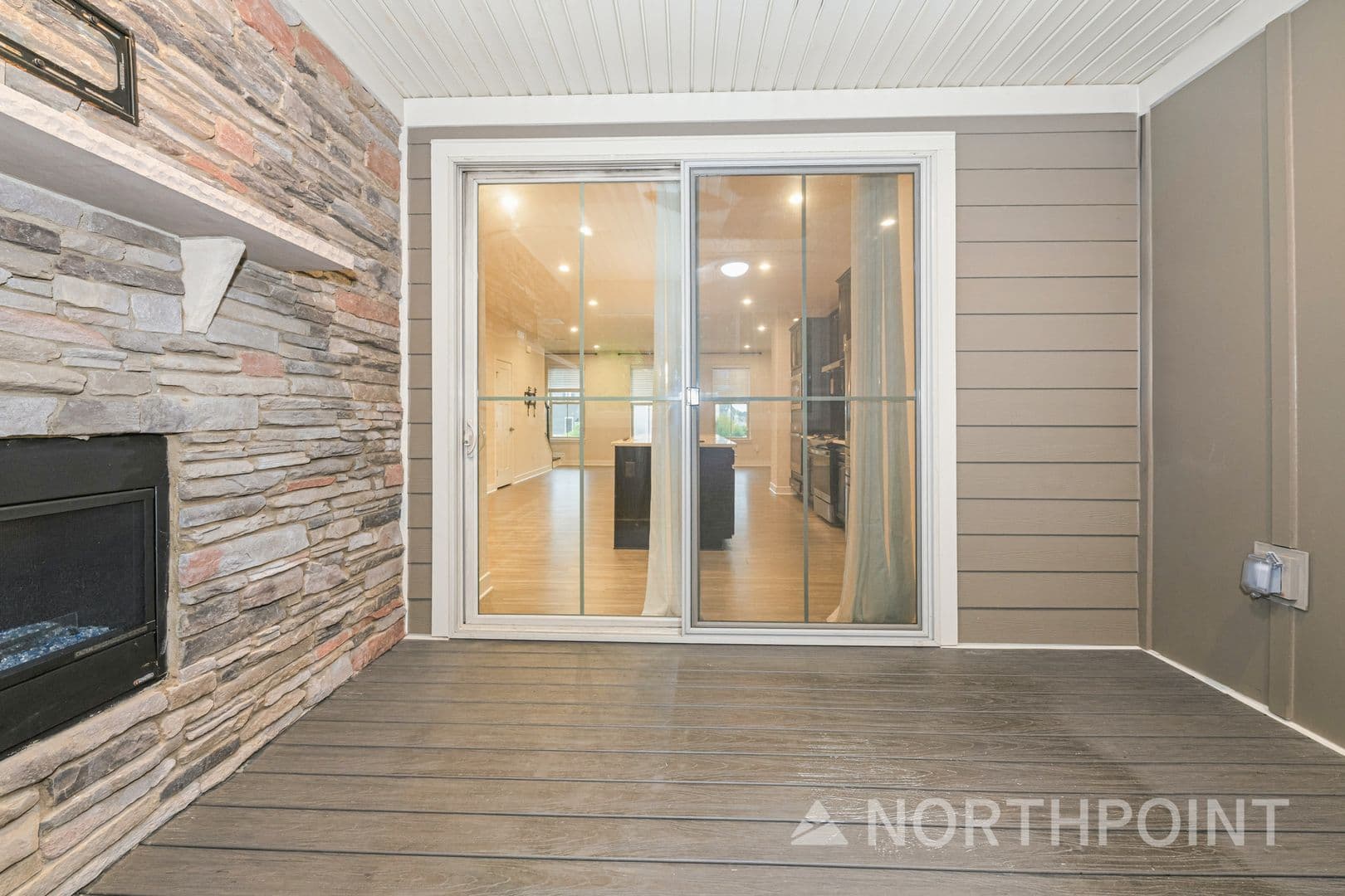 Cary Townhome: 934 Channing Park Cir