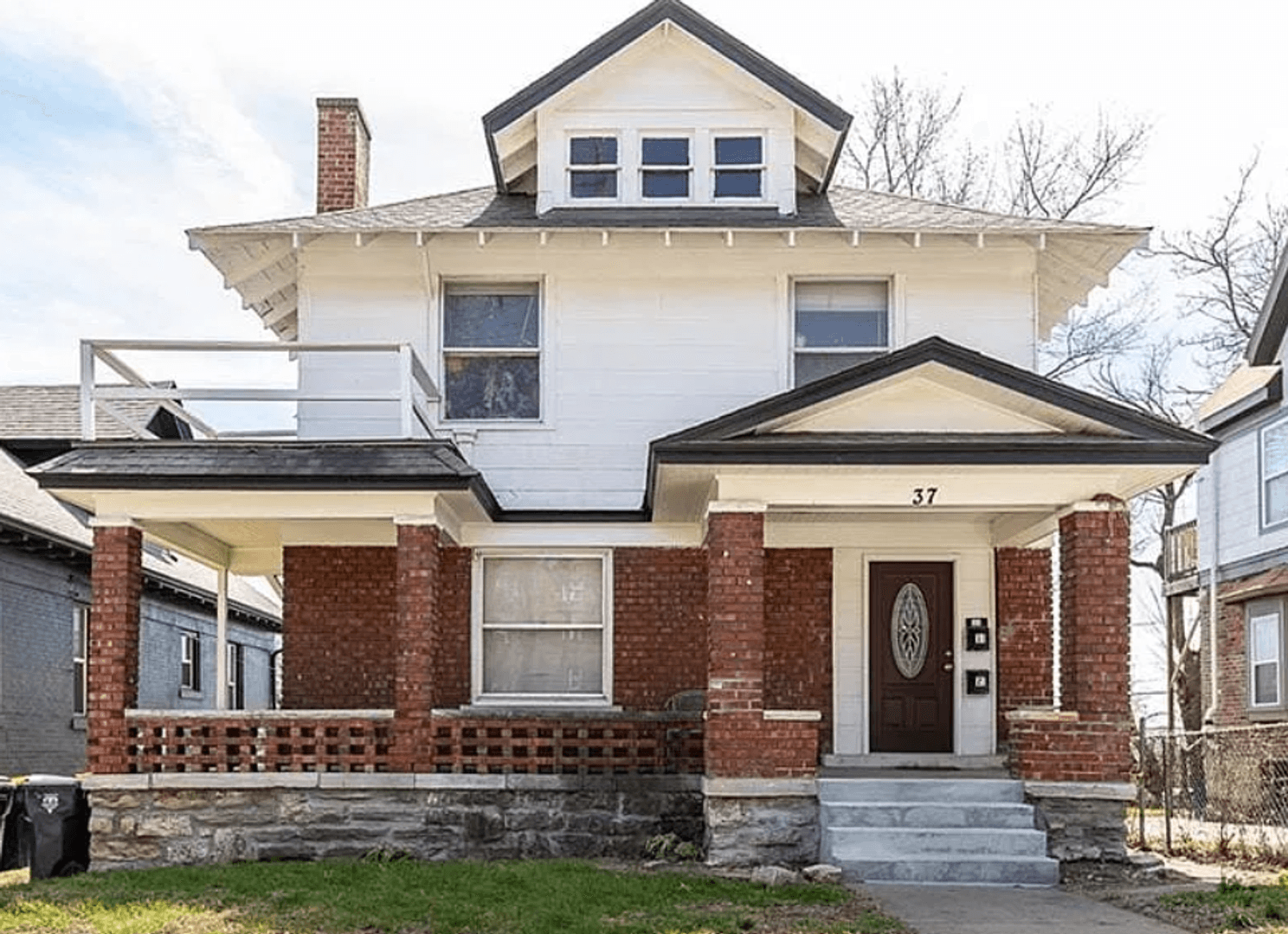 Kansas City Apartment: 37 E 32nd St 2nd Fl