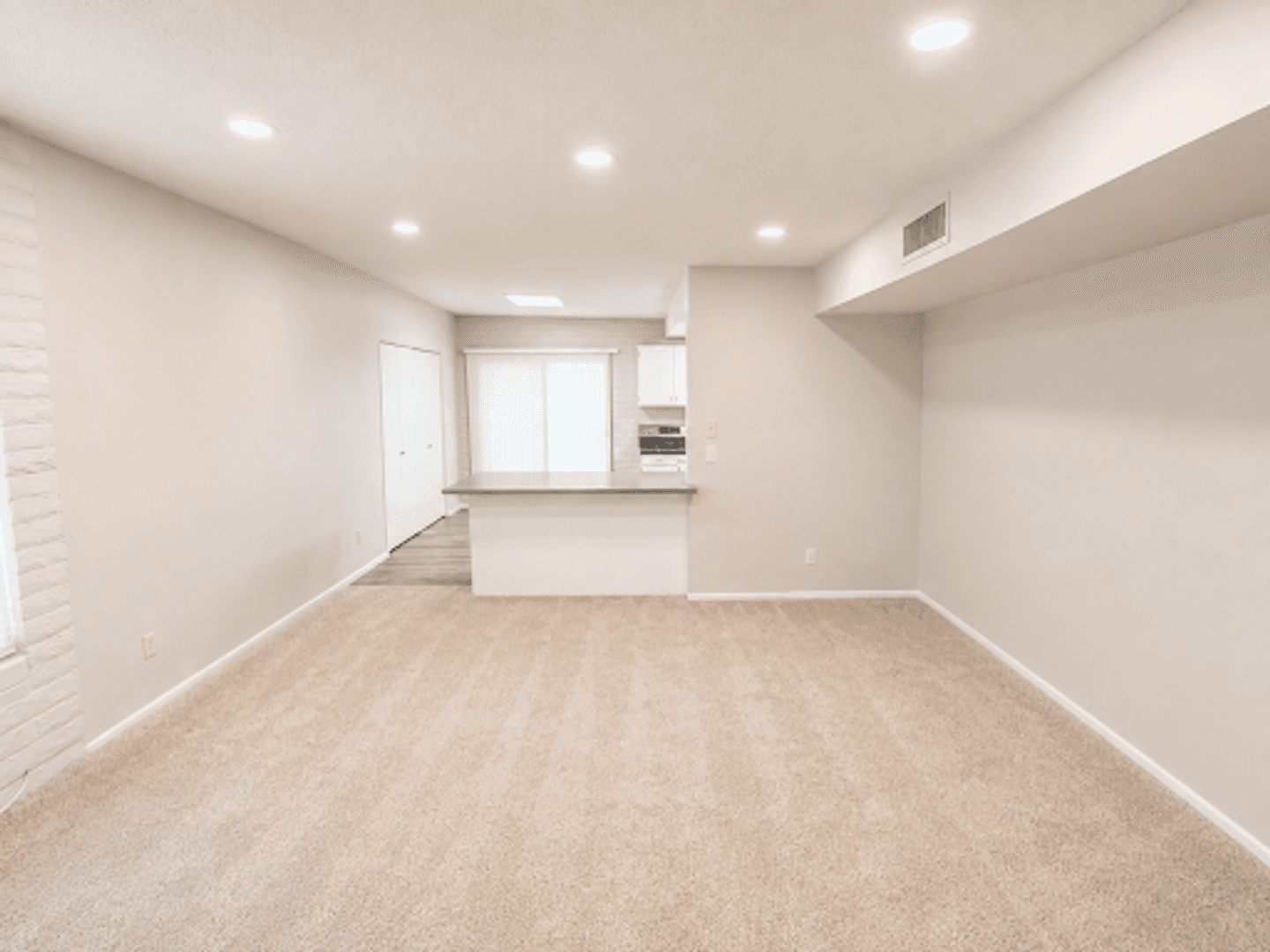 Tucson House: 9060 E Bluefield St