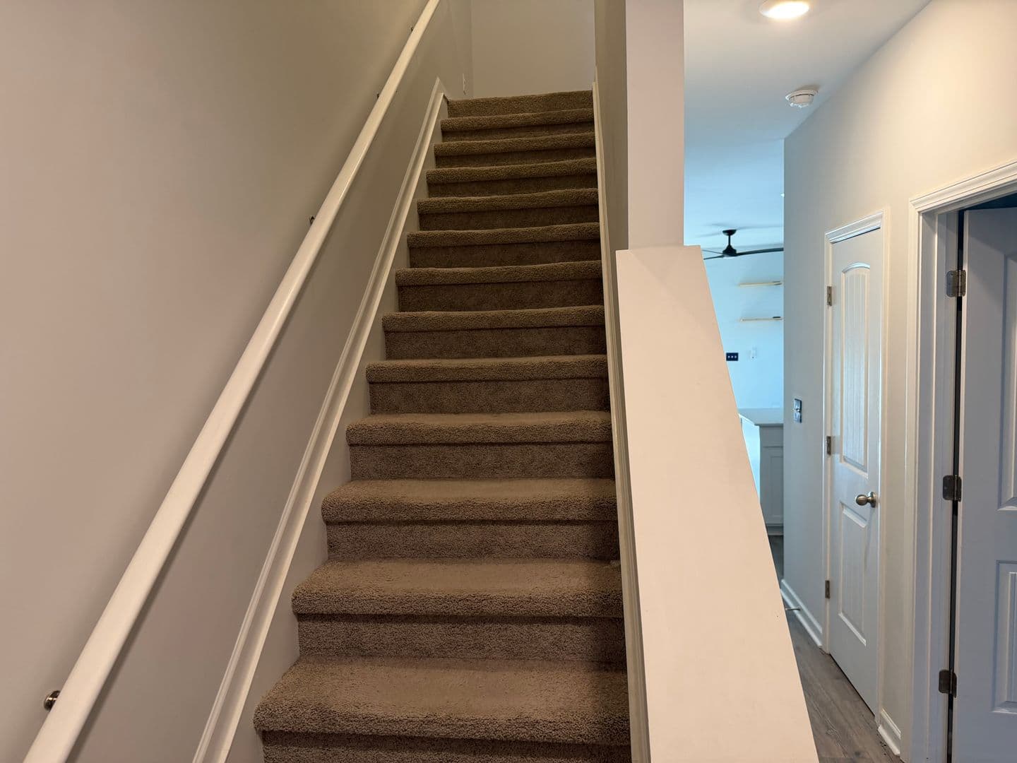 Columbia Townhome: 1407 Walker Way