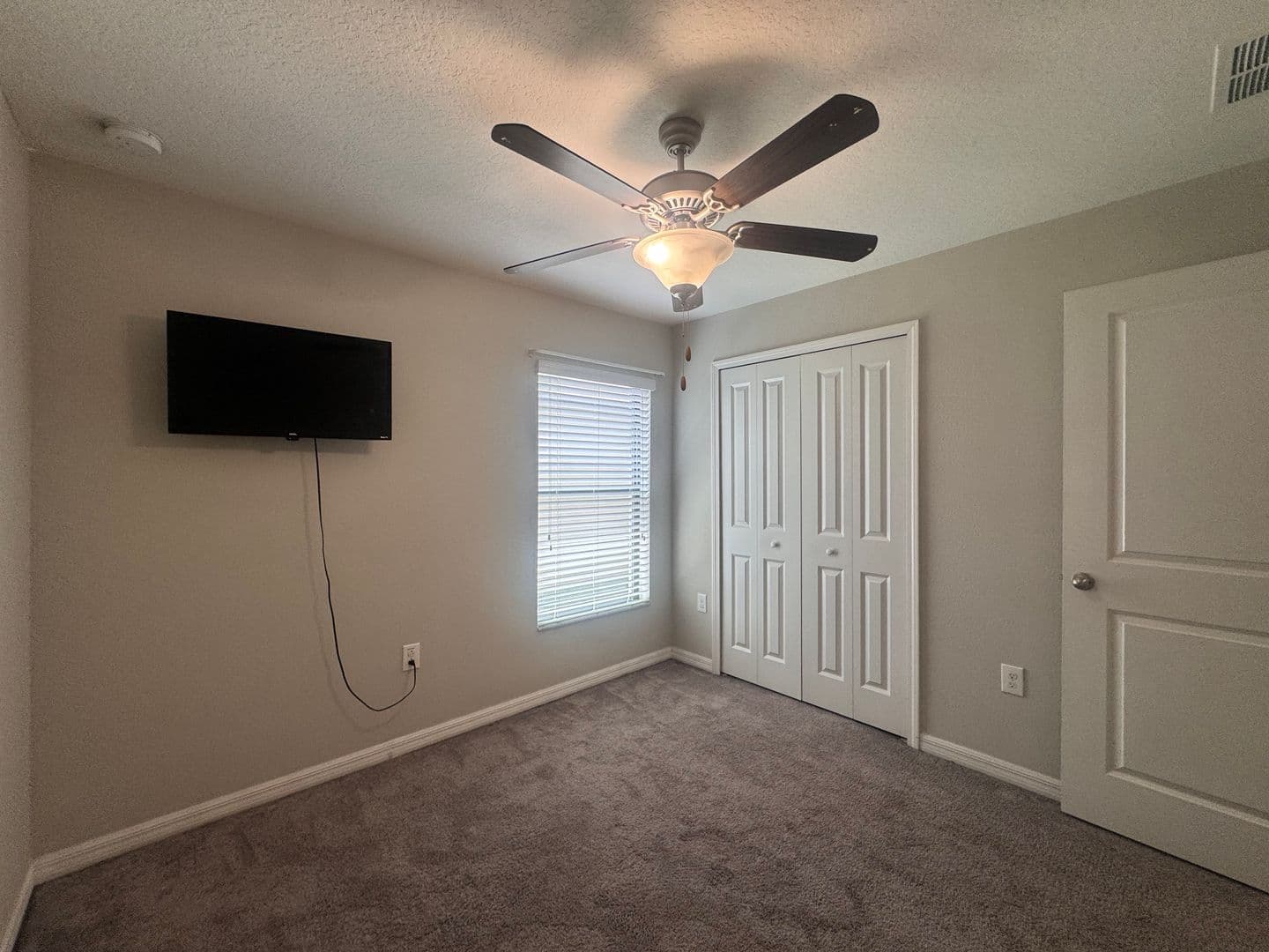 Wimauma House: 10164 Carloway Hills Dr
