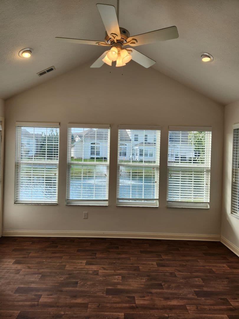 Columbus Condo: 5087 Dinard Way