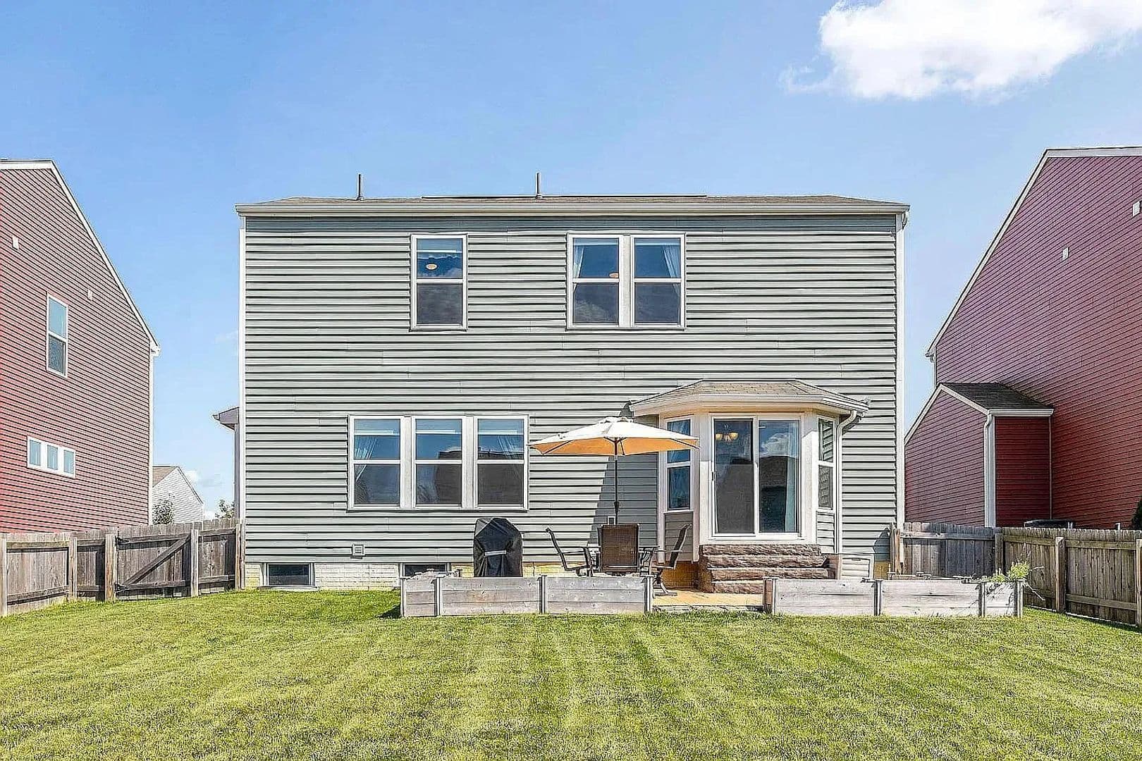 Blacklick House: 1239 Glenbeacome St