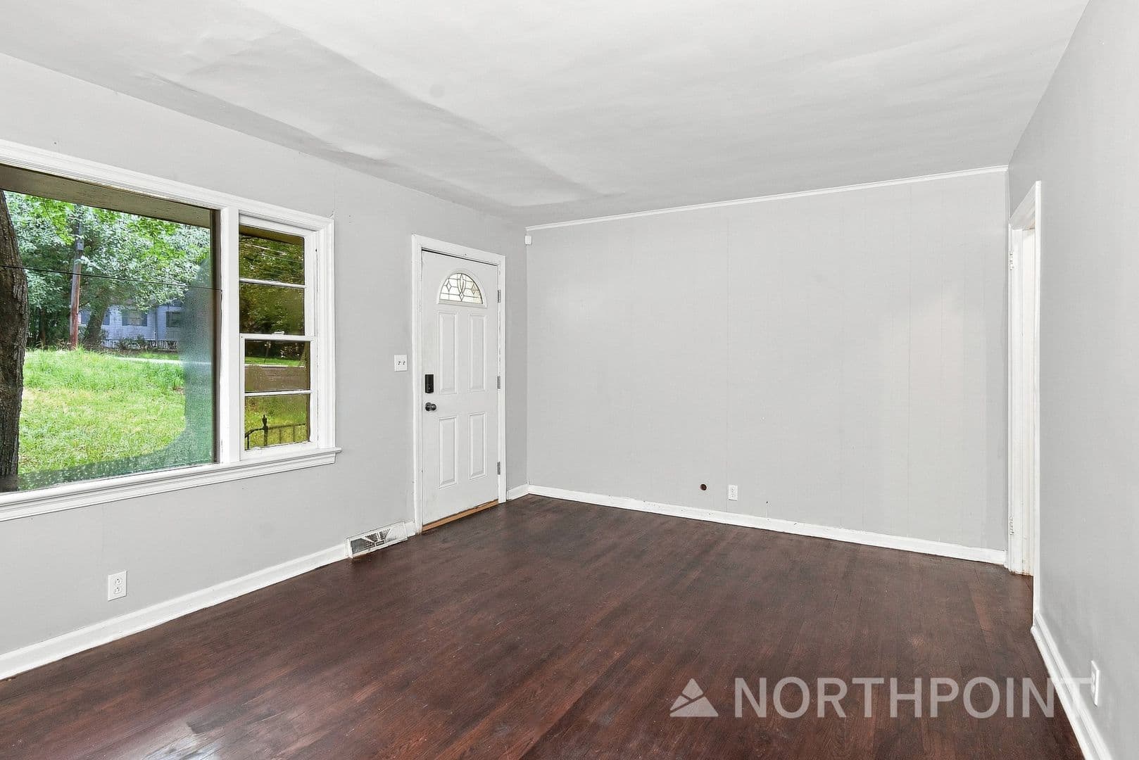 Decatur House: 1003 Forrest Blvd