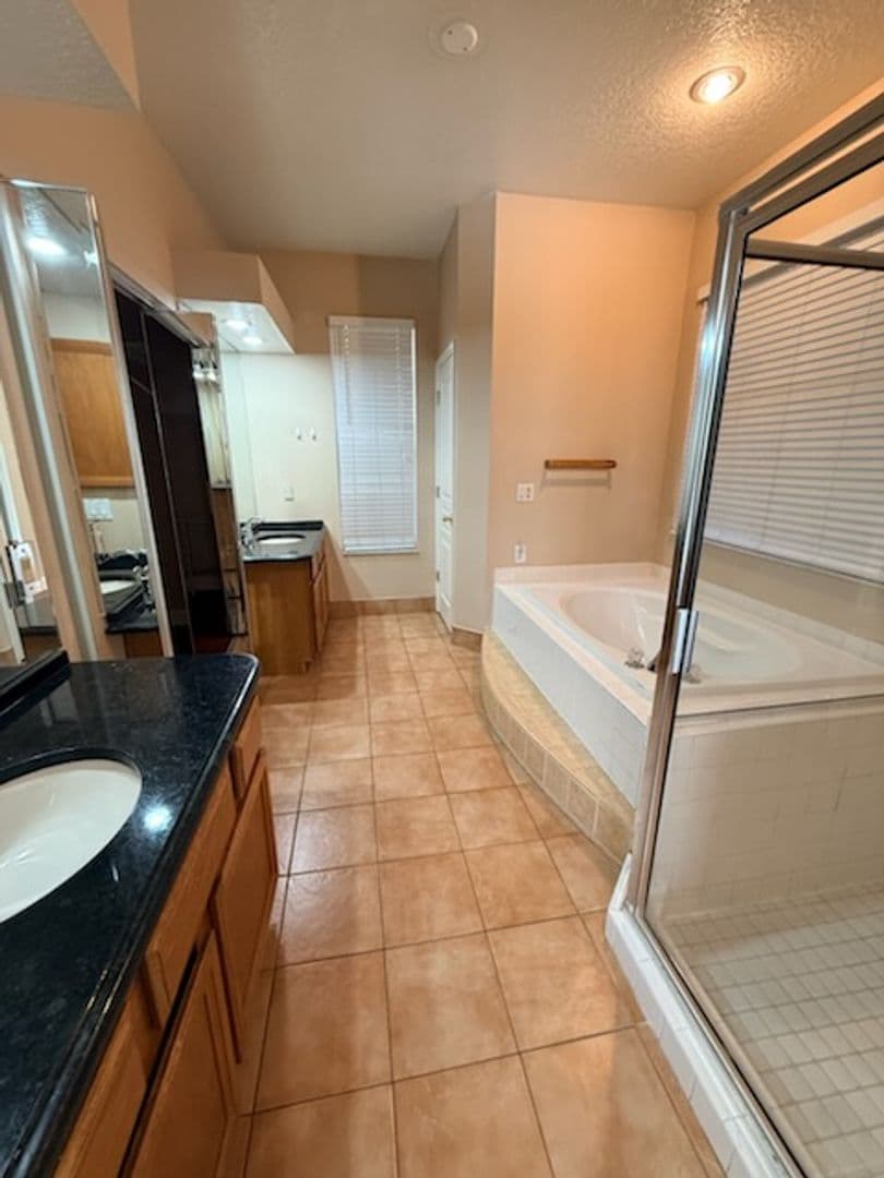 Palm Harbor House: 4351 Ellinwood Blvd