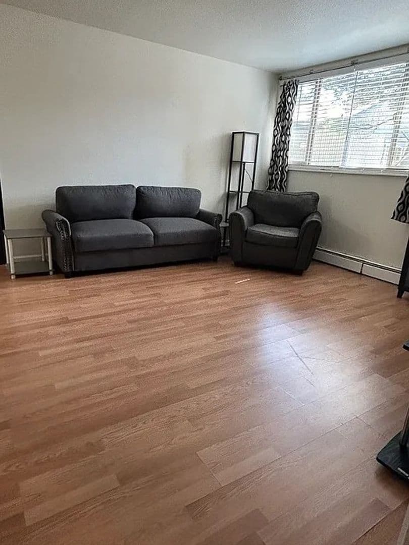 Boulder House: 850 W Moorhead Cir Apt 1D