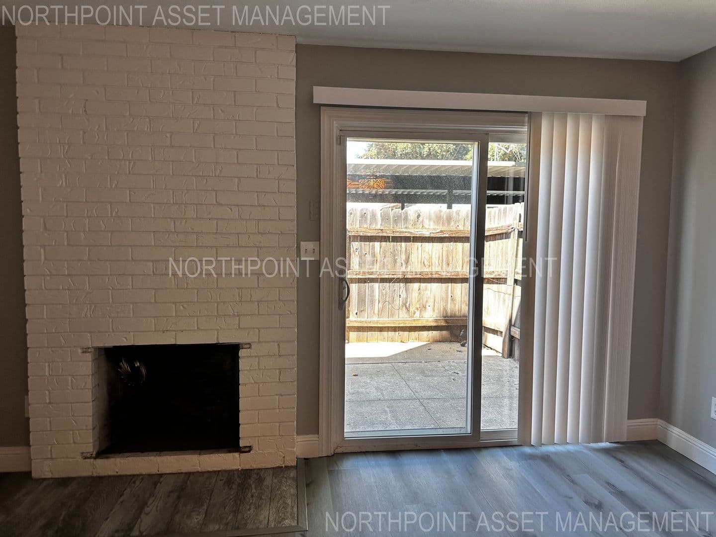 Sacramento Condo: 1578 Newborough Dr