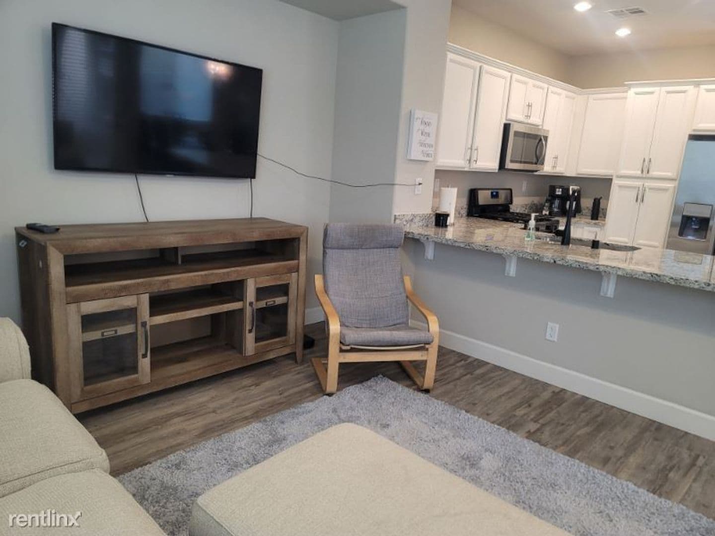 Fair Oaks House: 6404 Brando Loop