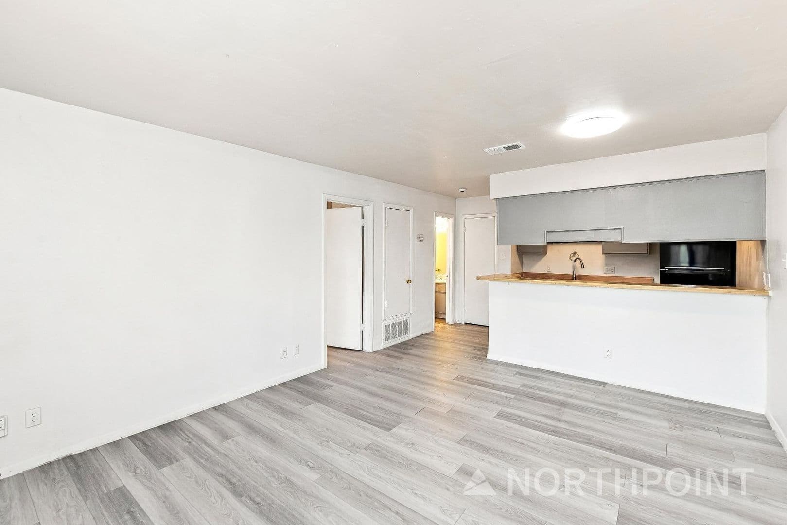 Austin Apartment: 2201 W William Cannon Dr
