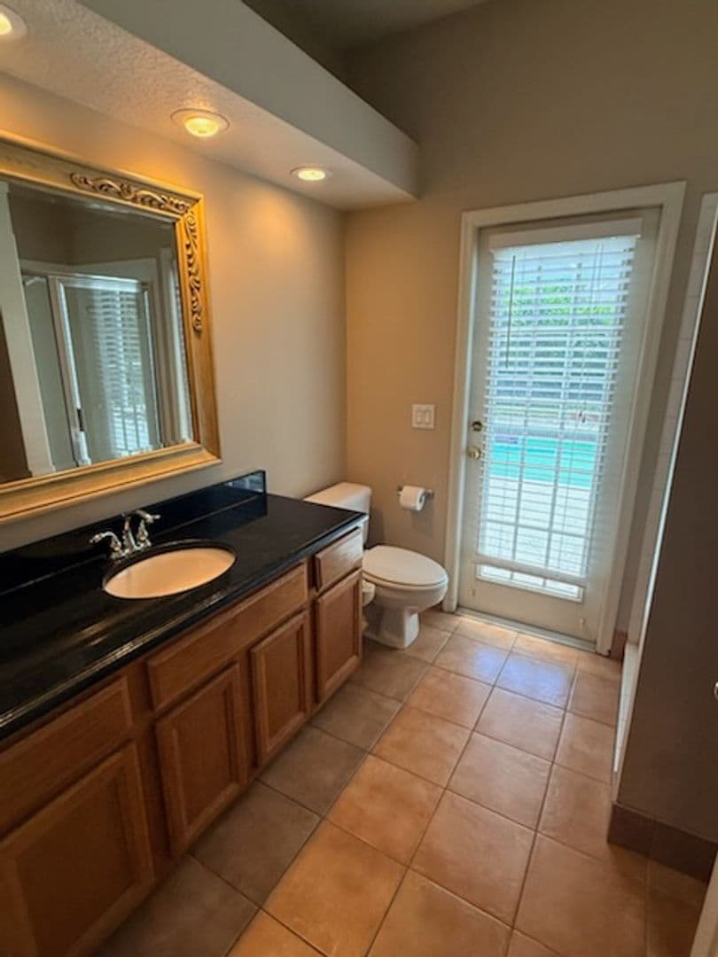 Palm Harbor House: 4351 Ellinwood Blvd