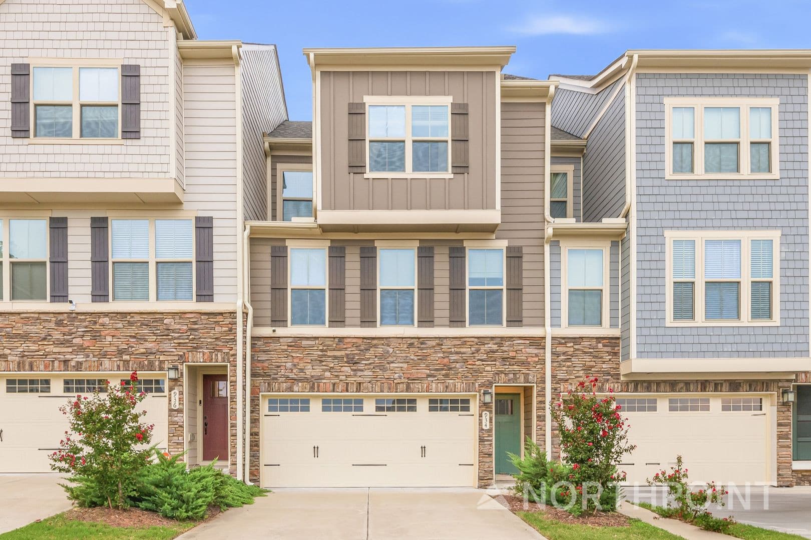Cary Townhome: 934 Channing Park Cir