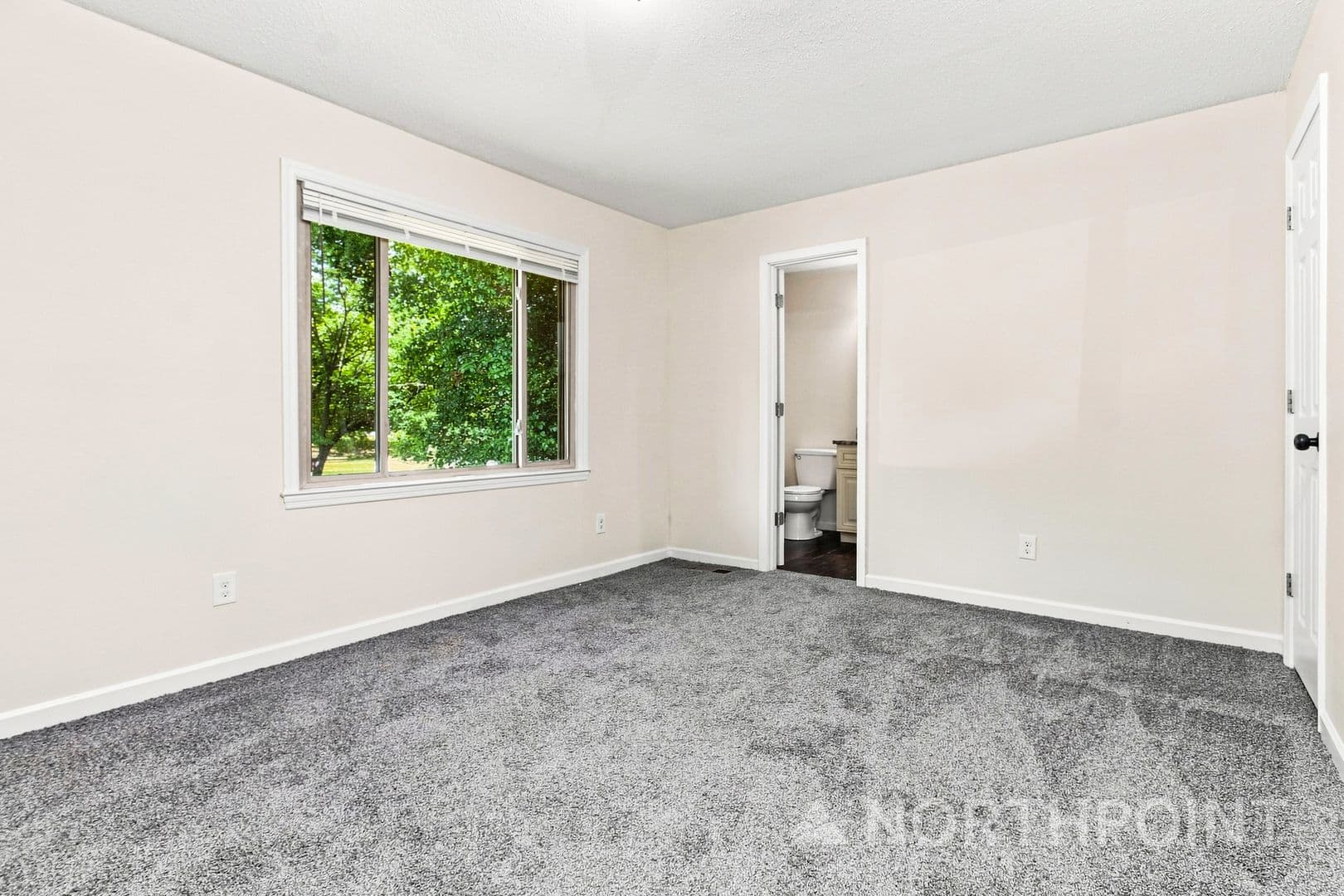 Lexington House: 236 Pleasant View Dr