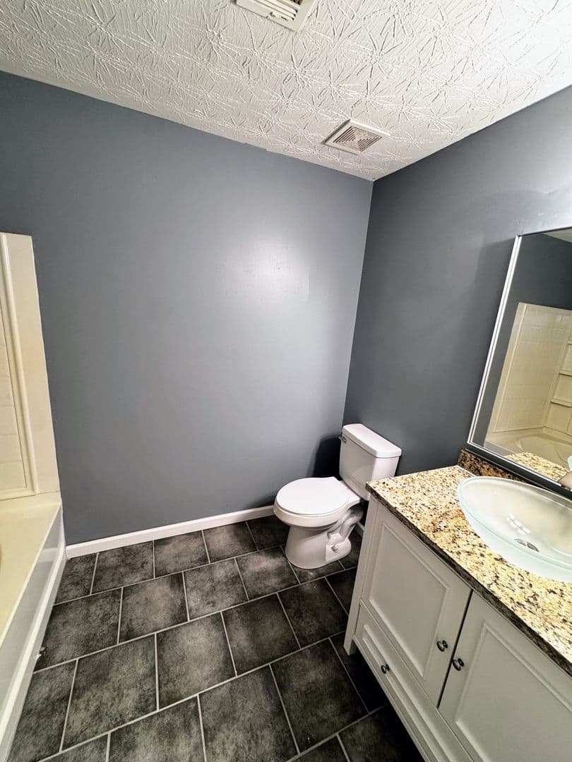 Decatur House: 2747 Vining Ridge Terrace