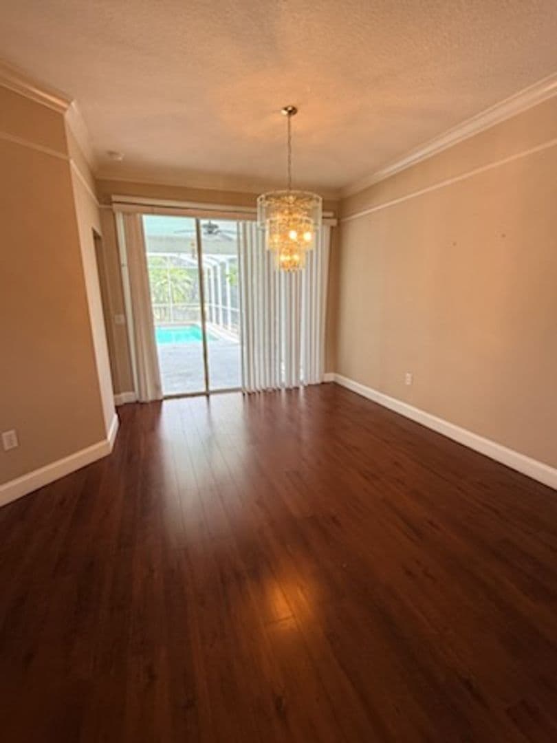 Palm Harbor House: 4351 Ellinwood Blvd