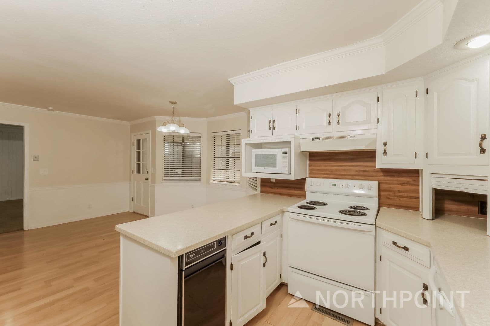 Overland Park House: 15045 Switzer Rd