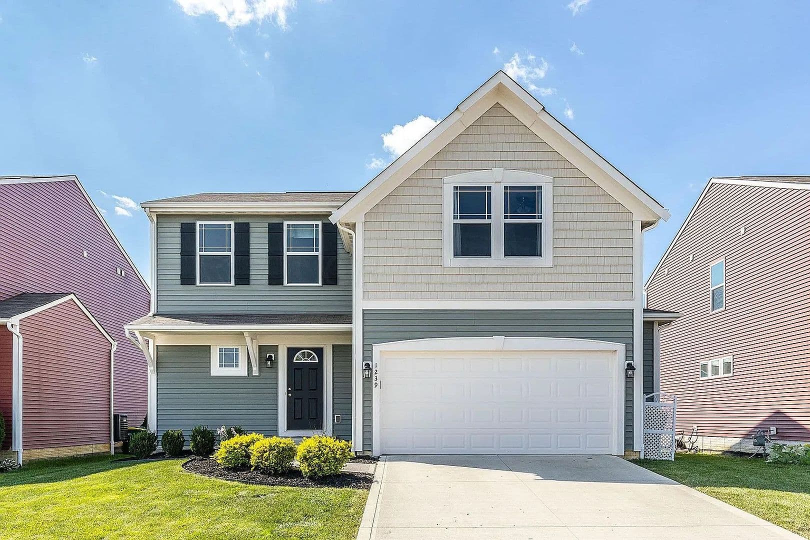 Blacklick House: 1239 Glenbeacome St