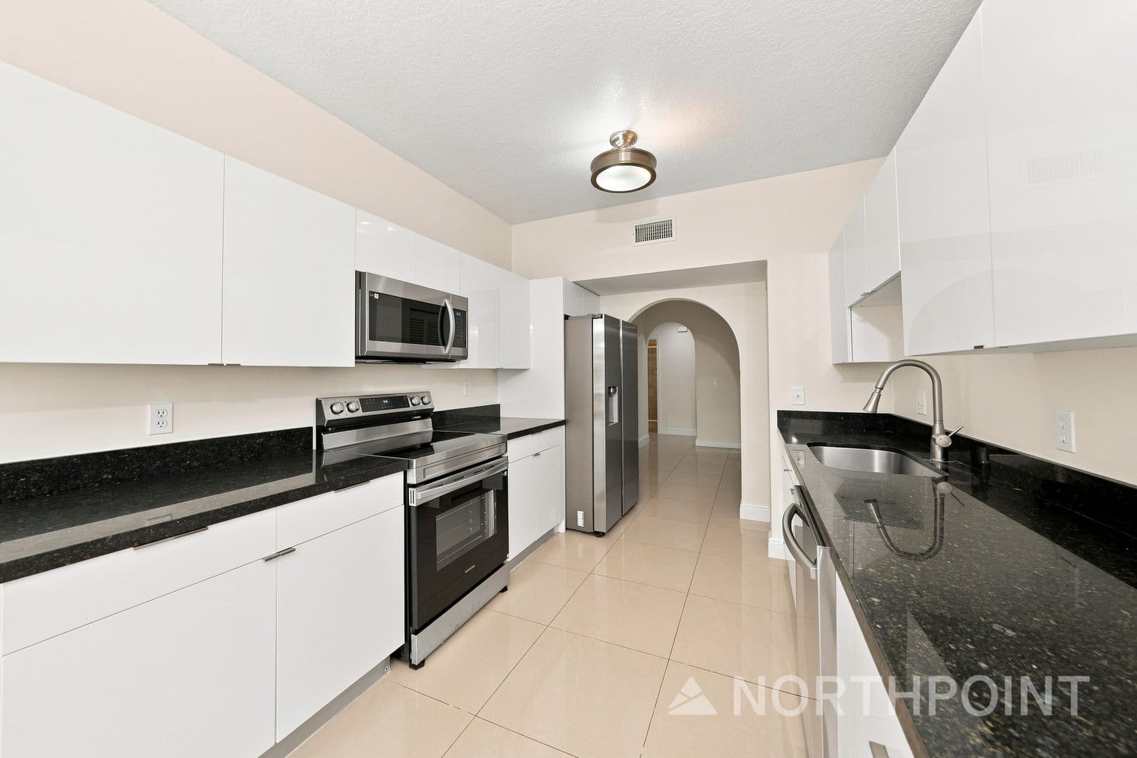 Boca Raton House: 8530 Via Romona