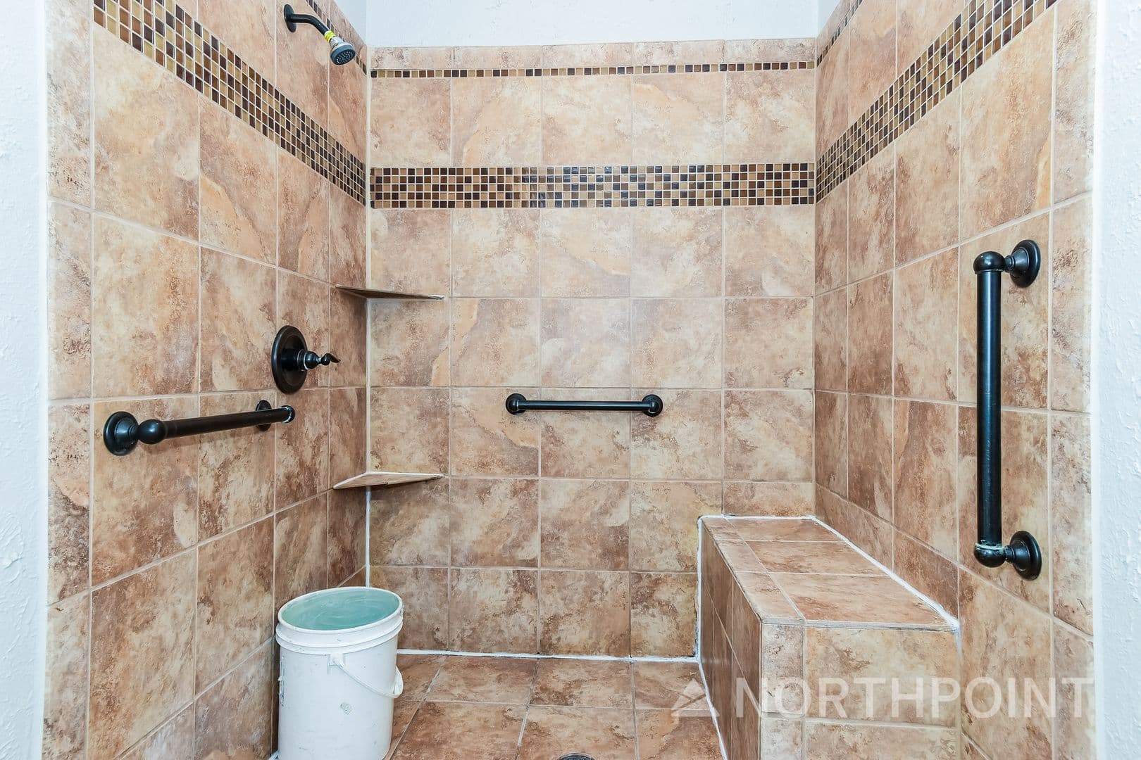 Rowlett House: 6113 Denver St