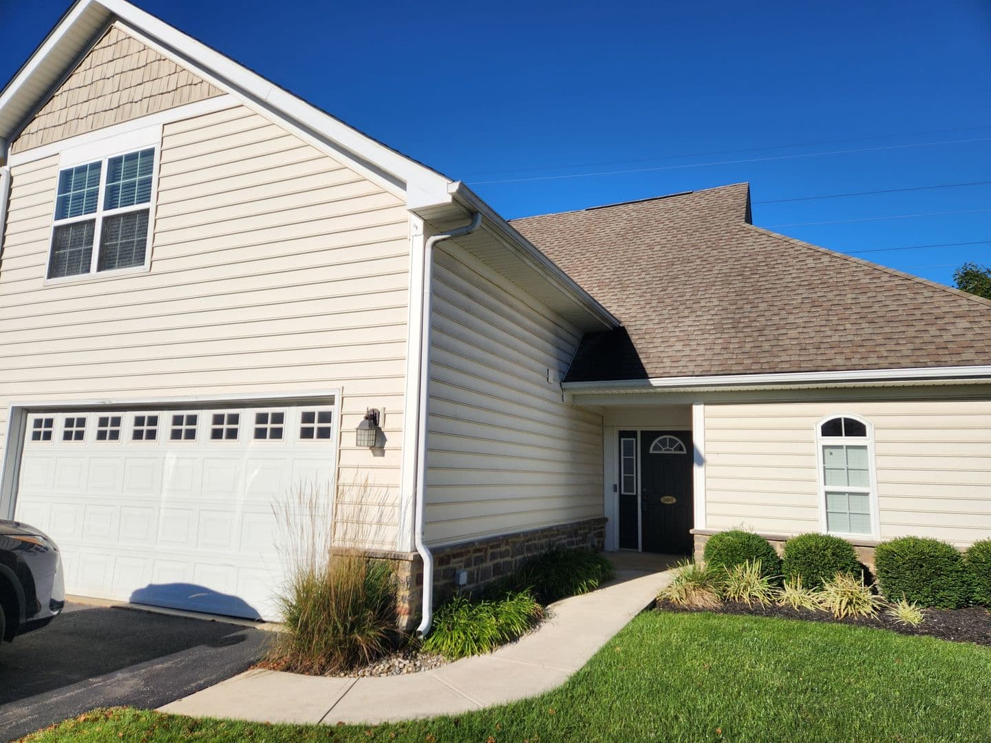Columbus Condo: 5087 Dinard Way
