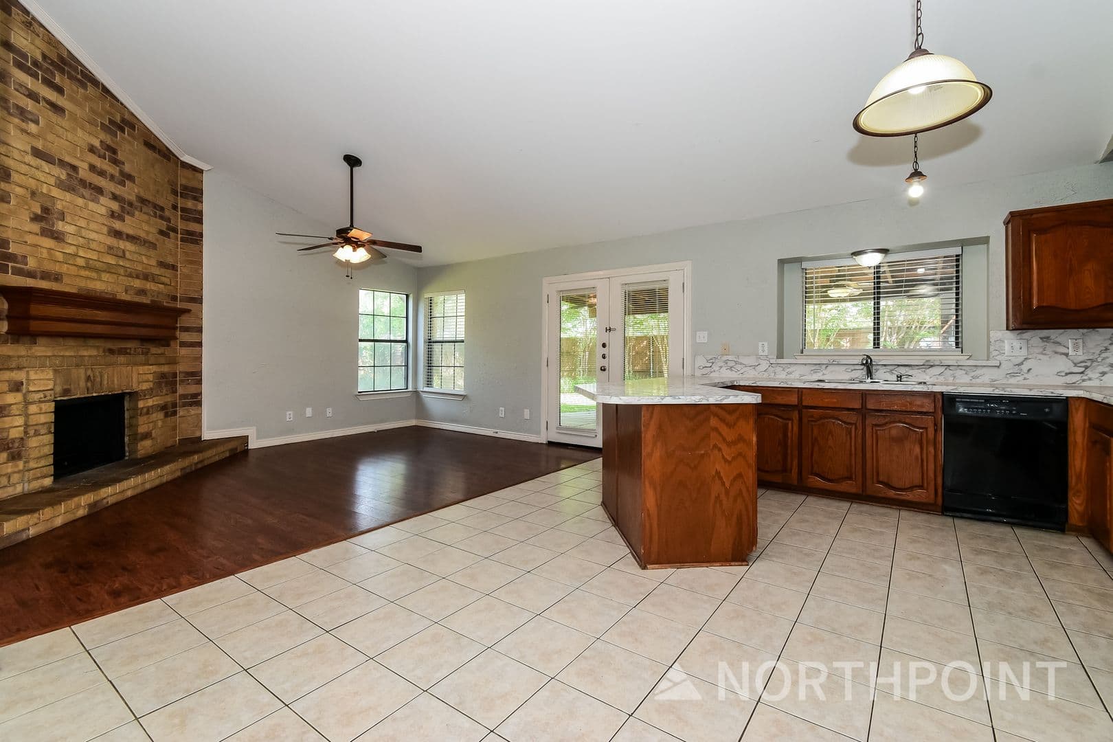 Rowlett House: 6113 Denver St