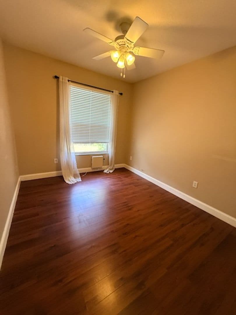 Palm Harbor House: 4351 Ellinwood Blvd