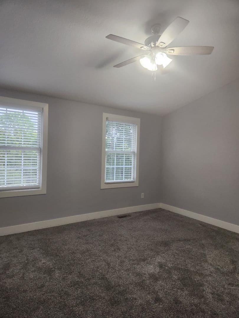 Blacklick House: 8183 Willow Brook Crossing